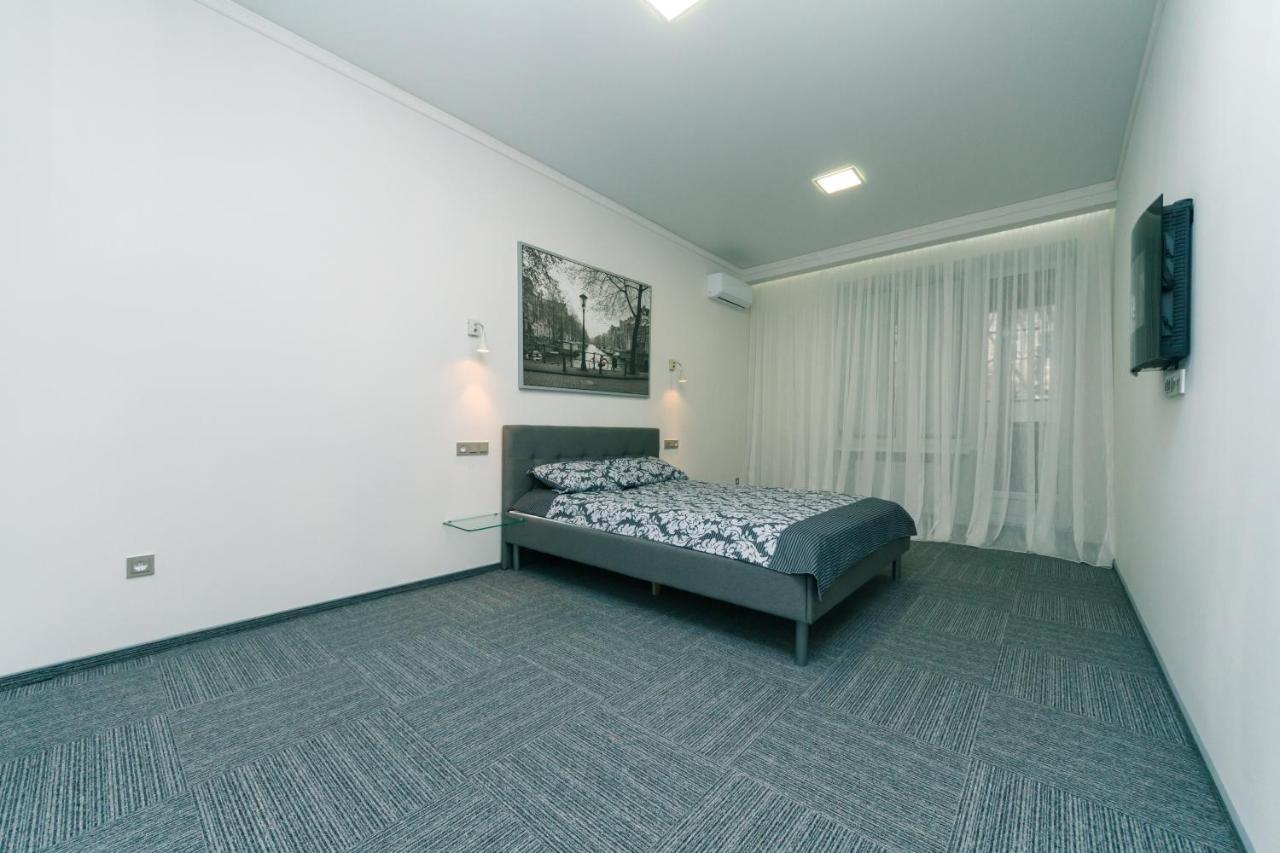 Hotrent City Deluxe Kiev Eksteriør bilde