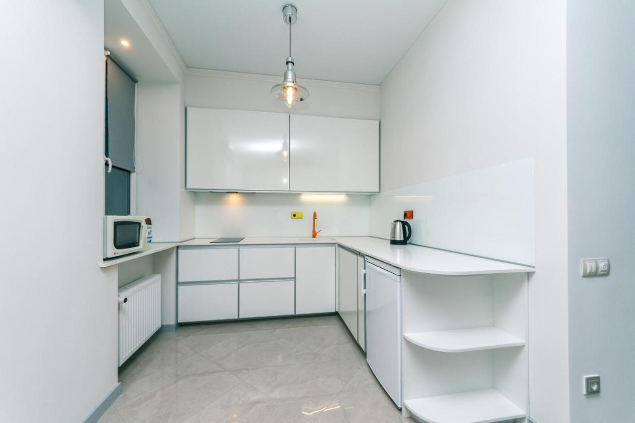 Hotrent City Deluxe Kiev Eksteriør bilde