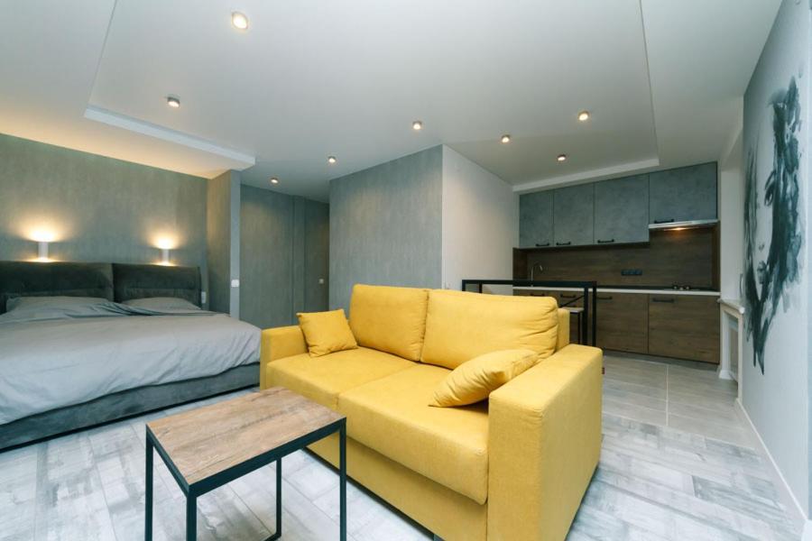 Hotrent City Deluxe Kiev Eksteriør bilde
