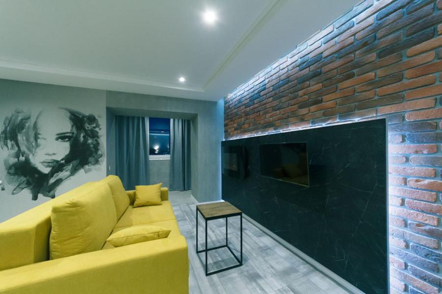 Hotrent City Deluxe Kiev Eksteriør bilde